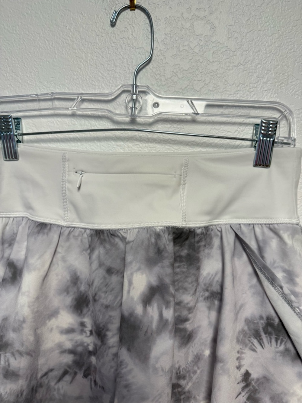 SPANX Get Moving Gray Tie Dye Athletic Skort Skirted Shorts Size M - Picture 6 of 11